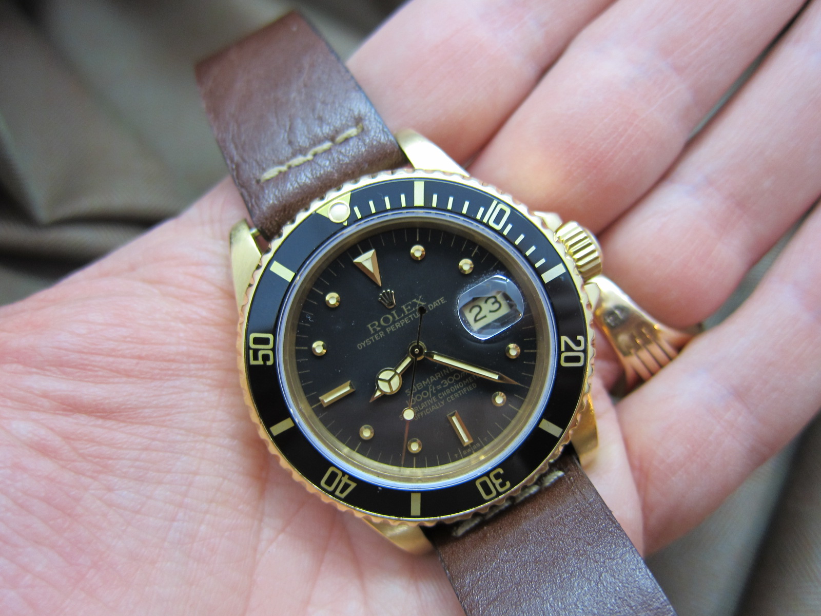 Muñeco de peluche abuela dictador SOLD**Rolex Vintage Submariner 18kt Gold ref#16808 Nipple Dial - Vintage  Rolex & Patek Philippe Nautilus New York Classic Watch