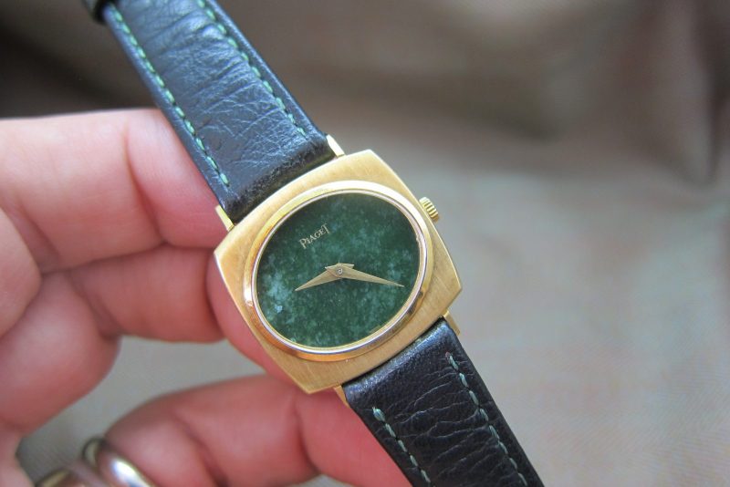 Piaget Vintage  18k Square Oval Jade Dial 9542