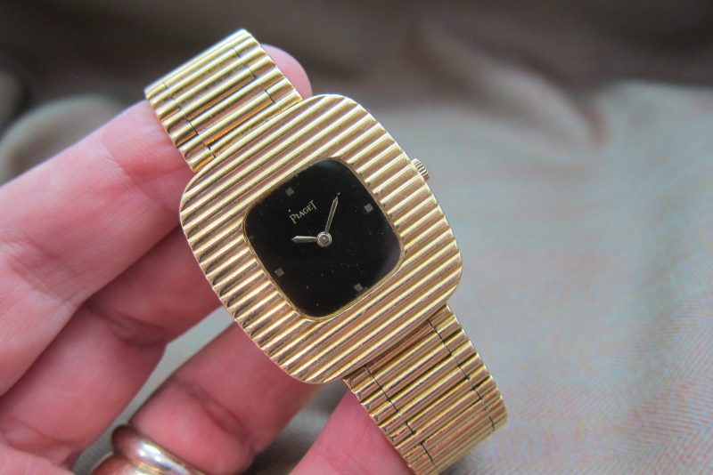 Piaget Vintage 18k  Ribbed Case 99021