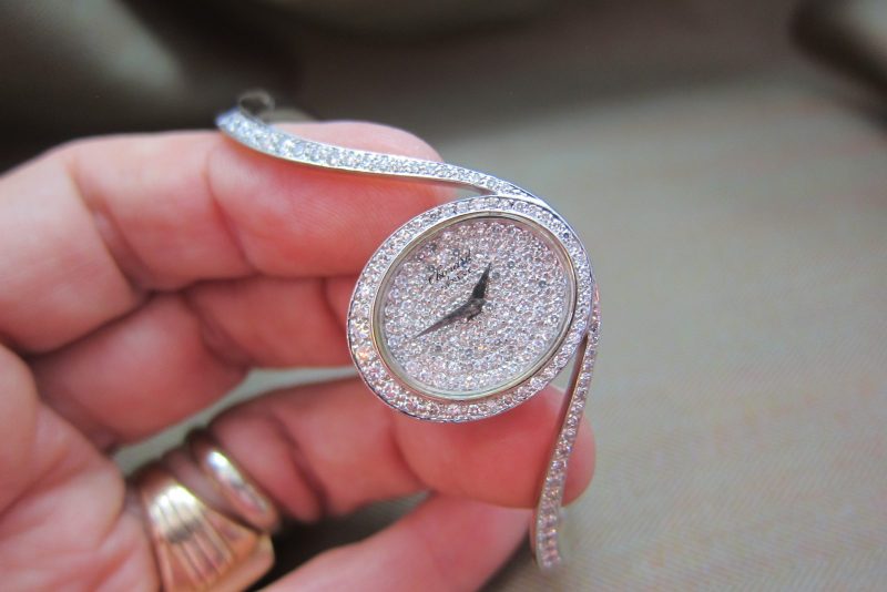 Chopard Vintage 18k White Gold Pave Oval Bangle Cuff Watch