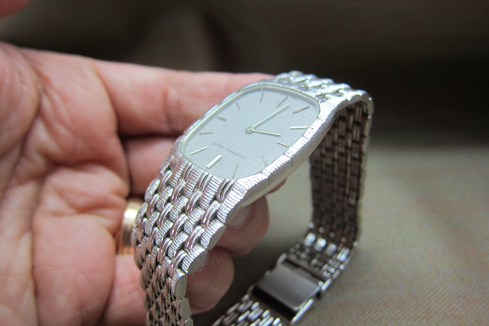 Audemars Piguet Vintage Cobra Junior Size Aventurine Dial - Image 5