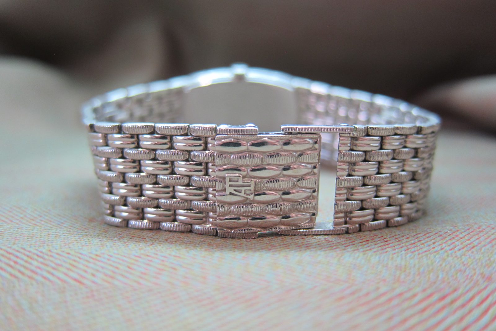 Audemars Piguet Vintage Cobra Junior Size Aventurine Dial - Image 9