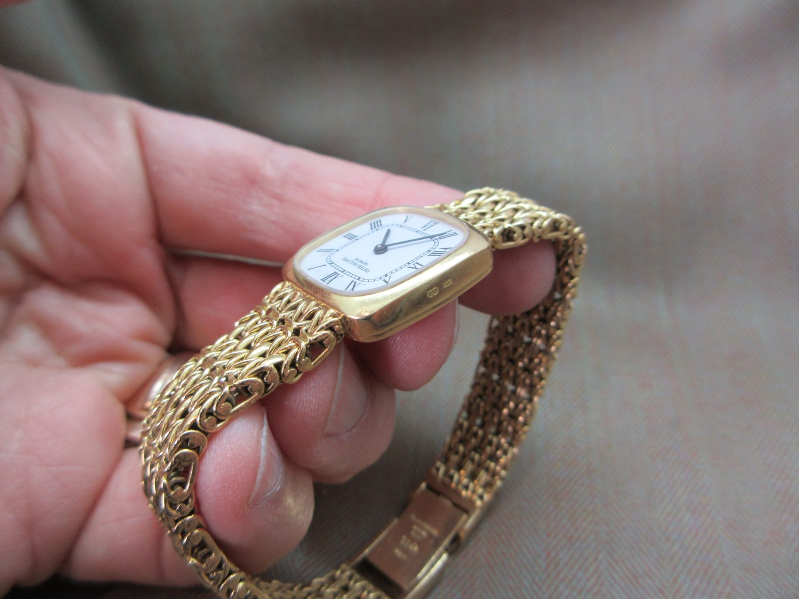 Patek Philippe Vintage Ladies Ellipse 18k 4459 - Image 5