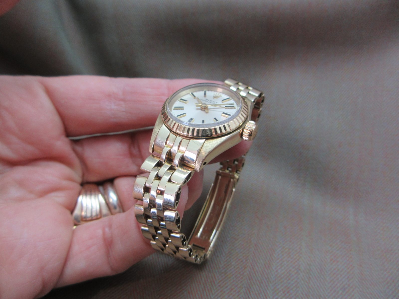 Rolex Vintage Ladies 6719 14k Gold - Image 4