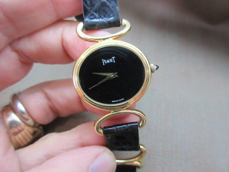 Piaget Vintage  Oval  Ladies Onyx Dial 9802 18k