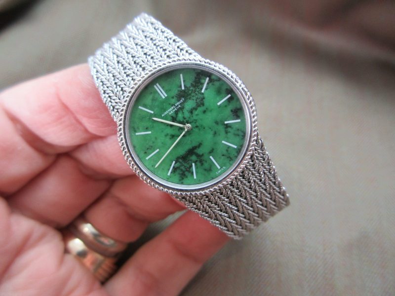 Audemars Piguet Vintage 18k White Gold Braided Finish Maw-Sit-Sit Dial