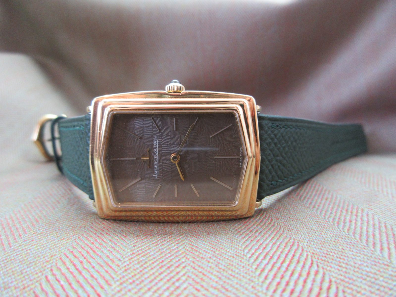 Jaeger-LeCoultre Vintage 18k Hexagon Mosaic Dial - Image 6