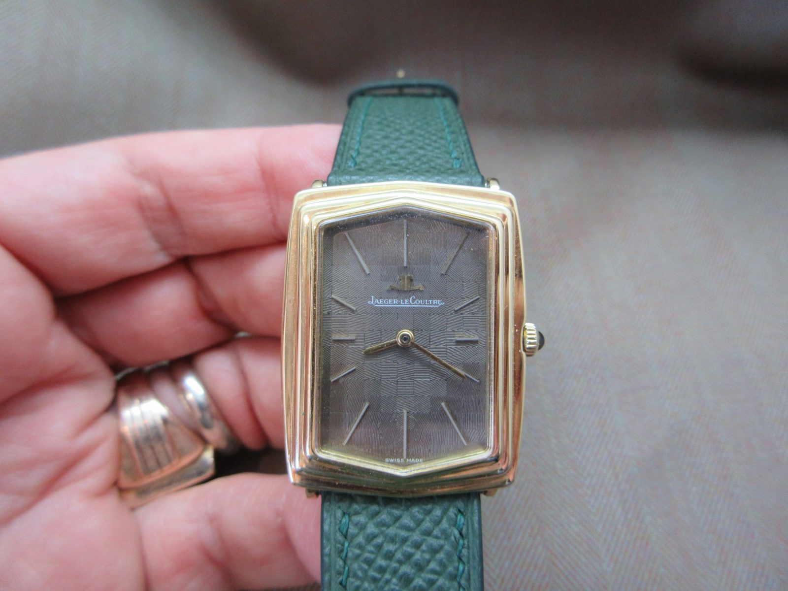 Jaeger-LeCoultre Vintage 18k Hexagon Mosaic Dial - Image 10