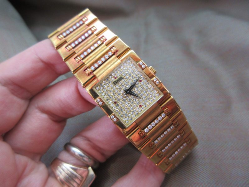 Piaget Vintage Dancer Large Size Factory Diamond Set Ruby Dial "Rosé Patina" Complete Set 9132