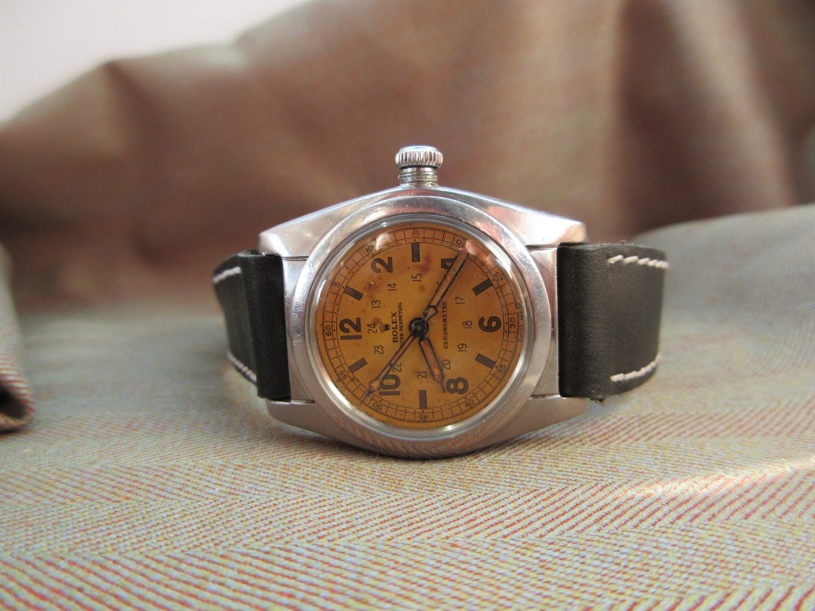 Rolex Vintage Steel Bubbleback 2940 Rare Salmon 24-Hour Dial - Image 7