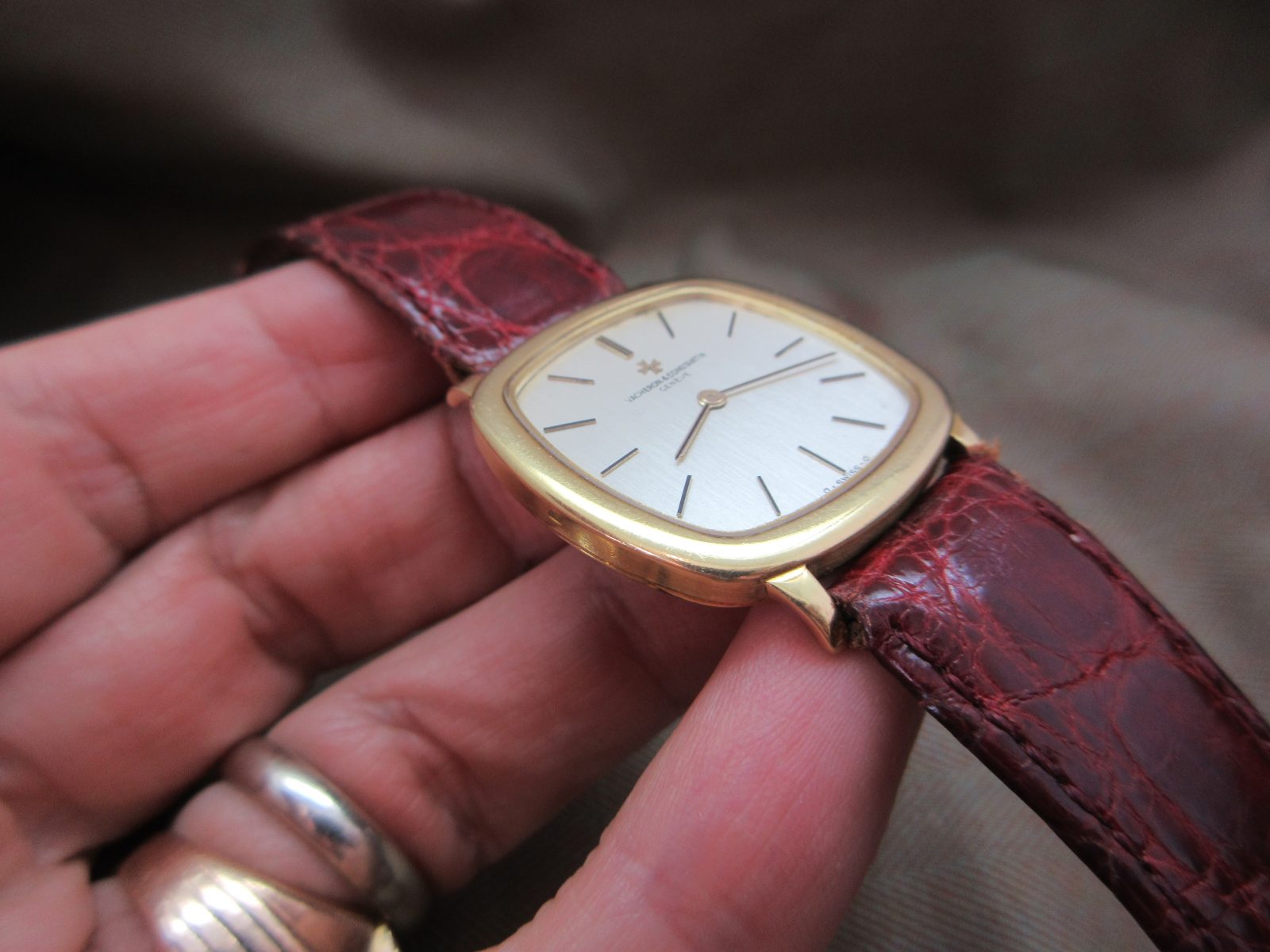 Vintage Vacheron Constantin 18k Yellow Gold TV Case 2098 - Image 3