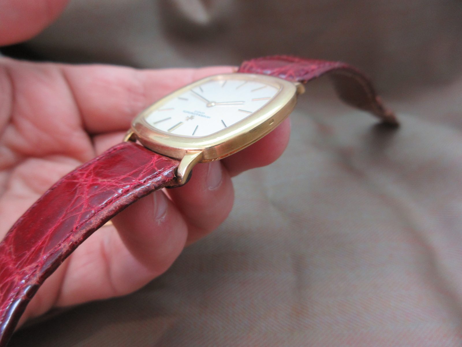 Vintage Vacheron Constantin 18k Yellow Gold TV Case 2098 - Image 5