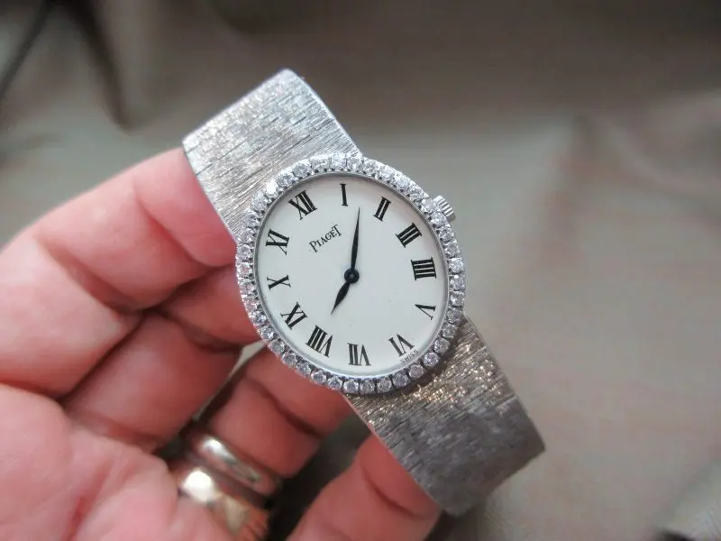 Piaget 18k White Gold Oval Diamond Set Bezel 9826