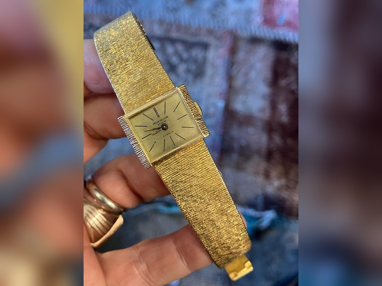 Patek Philippe Vintage 18k Ladies Gondolo Bracelet watch Gubelin