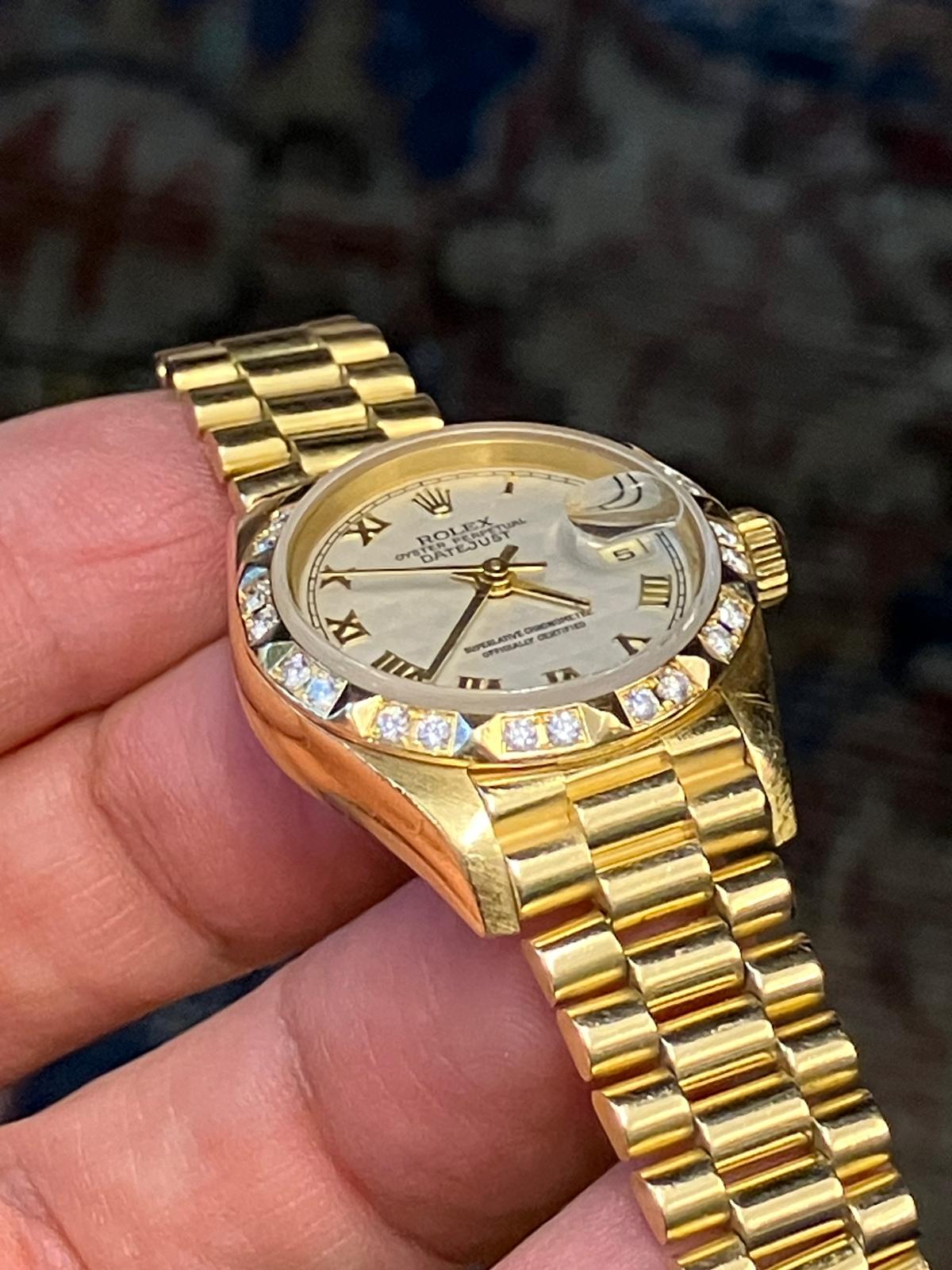 Rolex Vintage 18k Ladies President 79258 Pyramid Dial & Bezel - Image 6