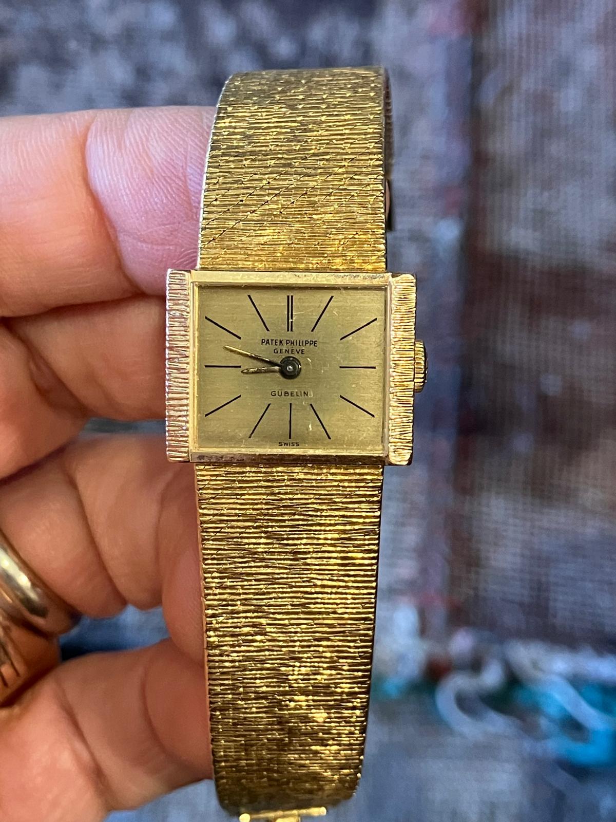 Patek Philippe Vintage 18k Ladies Gondolo Bracelet watch Gubelin - Image 3