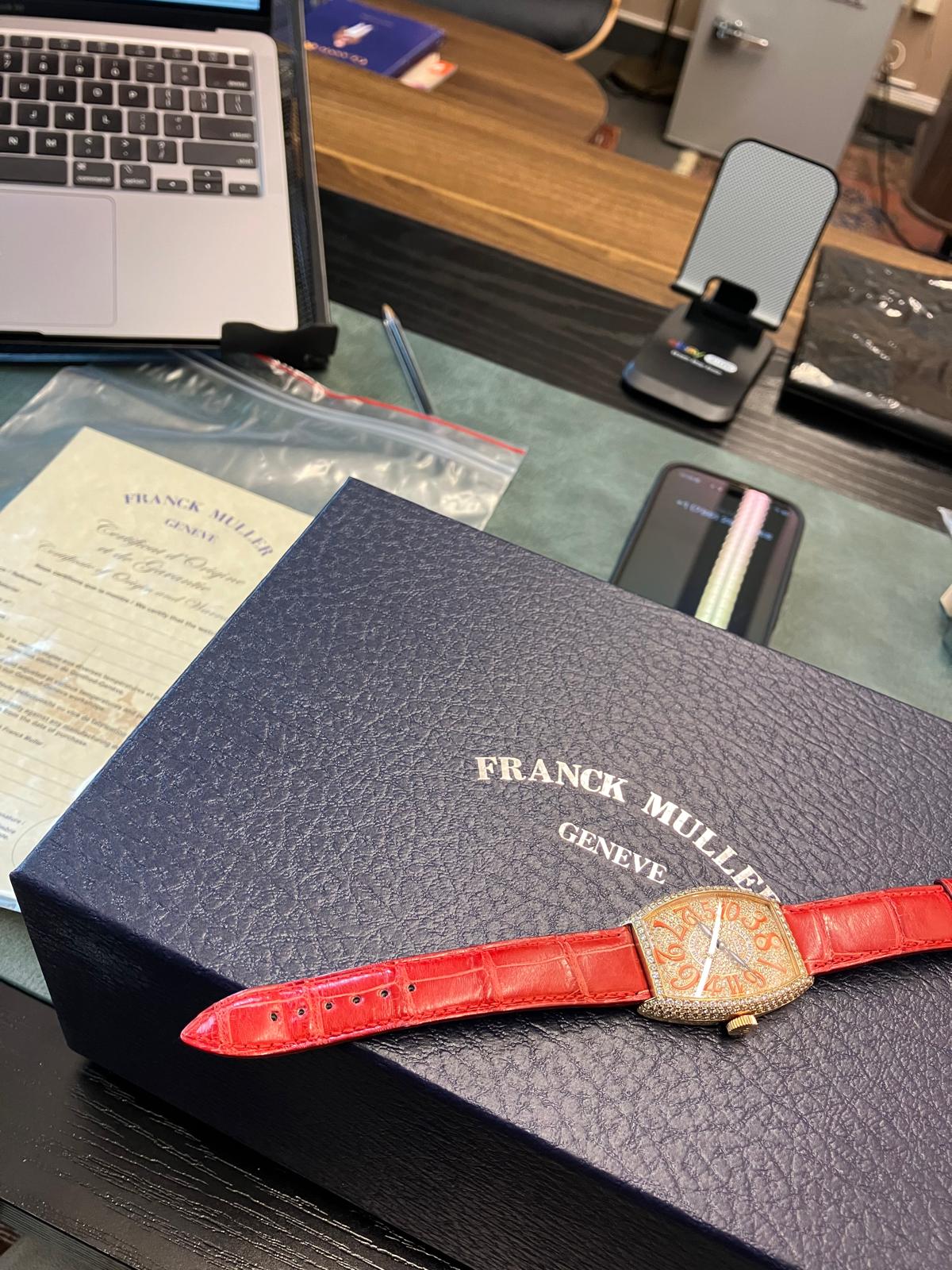 Franck Muller Crazy Hours full Pave Diamond NOS Condition Full set - Image 7