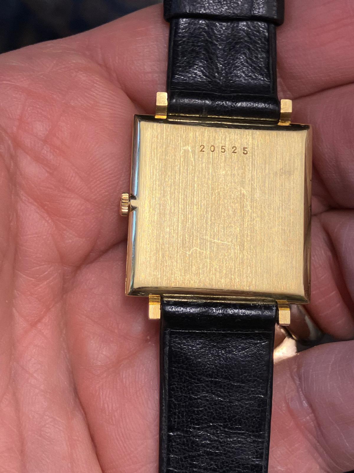 Audemars Piguet vintage Carrè 18k wind with Original 18k Buckle & Box - Image 8