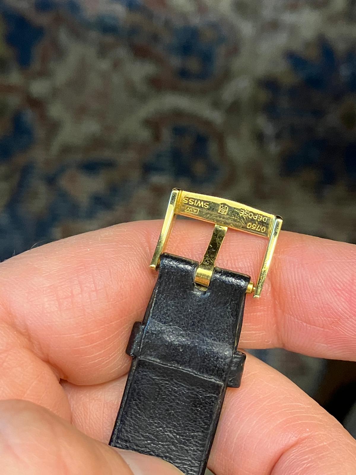 Audemars Piguet vintage Carrè 18k wind with Original 18k Buckle & Box - Image 6