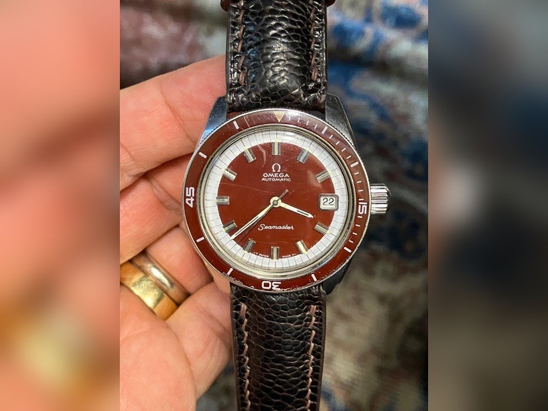 Omega Vintage Seamaster 166.062 Rare Burgundy Dial